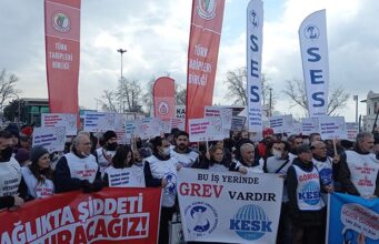 “Hiçbir yere çekip gitmiyoruz”