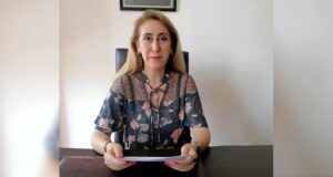 Eğitim-Sen Gebze Şube Başkanı Eylem Bahadır: Apoletlerinize sığmayız!