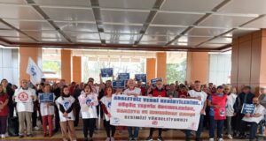 Sağlık emekçilerinin “ Vergide Adalet” eylemi 6. Haftasında