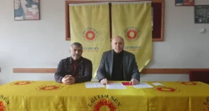 Lisede “Solculara acımasız şeytan topluluğu” denilen kitap dağıtıldı!